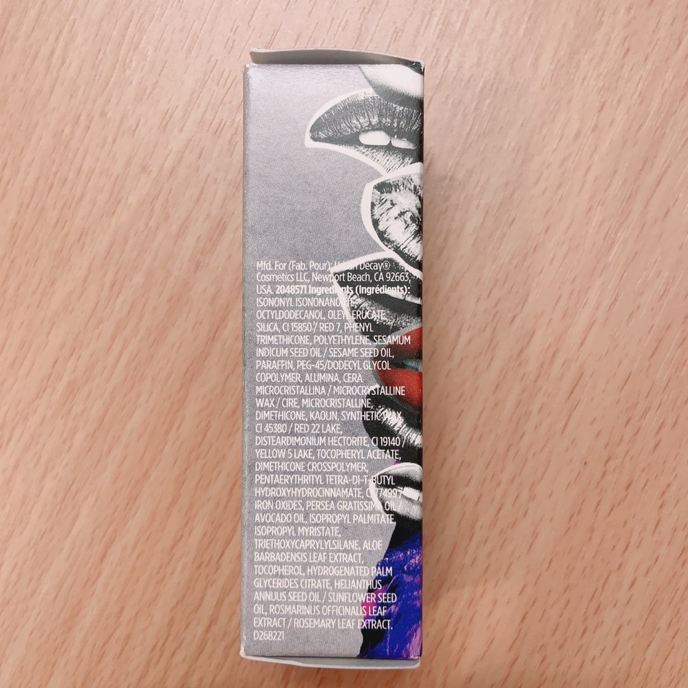 Urban Decay Bad Blood Matte lipstick - Picture 6 of 13